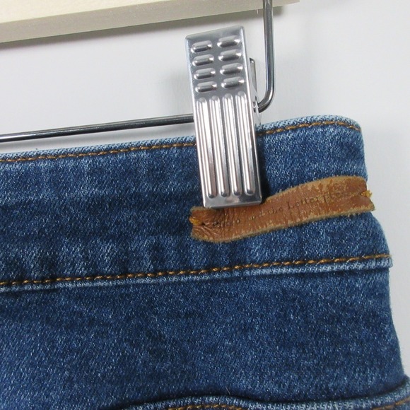 Pilcro Anthropologie High Rise Trouser Bootcut Jeans Women 31 Button Fly 684 - Picture 7 of 13